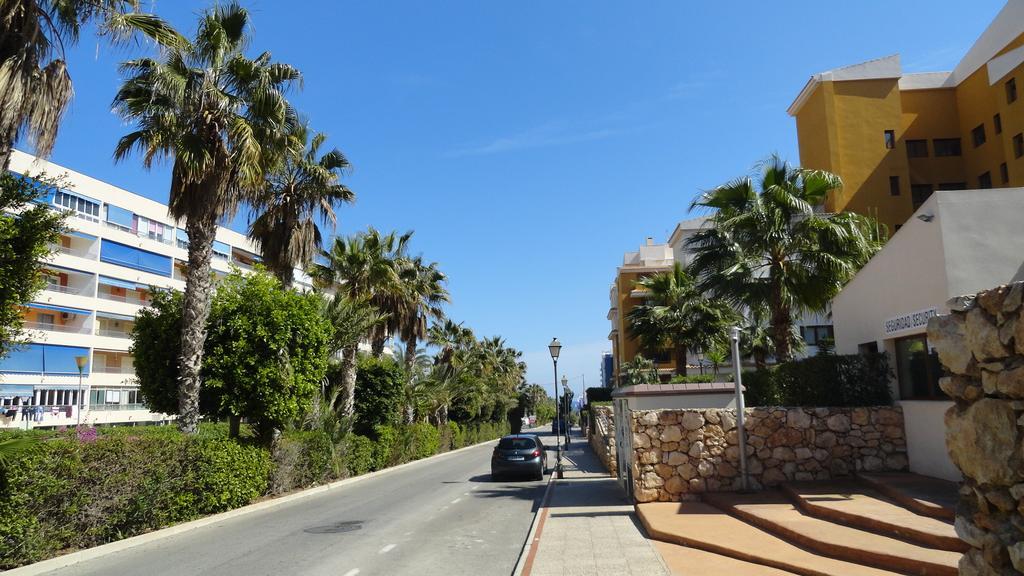 He La Entrada Punta Prima Hotel Torrevieja Luaran gambar